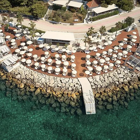 Апартаменти Sea View Znjan Спліт